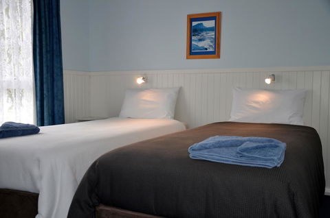 Castaway Holiday Apartments - Accommodation QLD 9