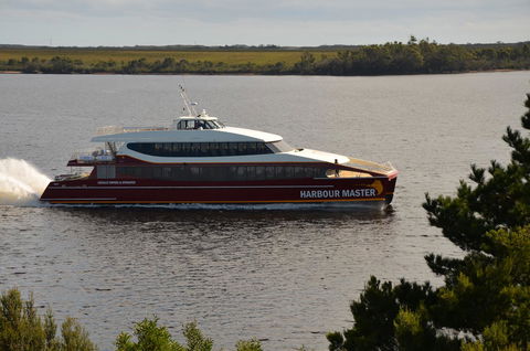 Castaway Holiday Apartments - Accommodation QLD 8