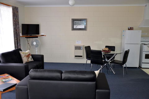 Castaway Holiday Apartments - Accommodation QLD 21