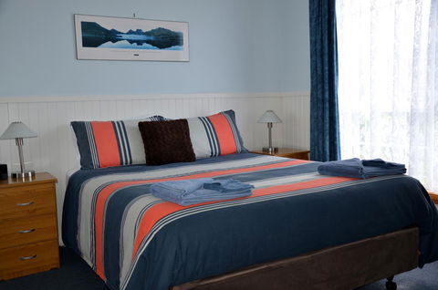 Castaway Holiday Apartments - Accommodation QLD 15