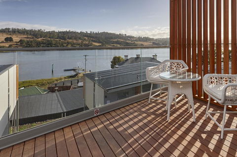 Rosevears Riverview Hotel - Accommodation QLD 8