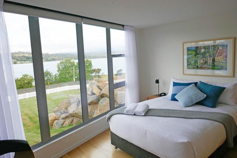 Rosevears Riverview Hotel - Accommodation QLD 6