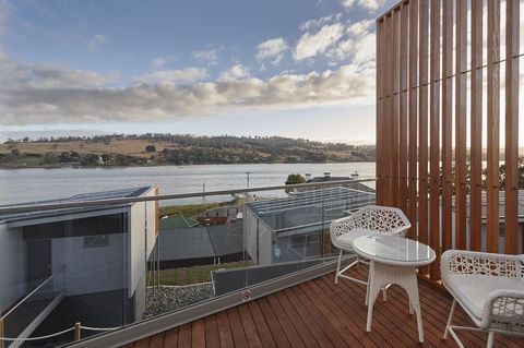 Rosevears Riverview Hotel - Accommodation QLD 14