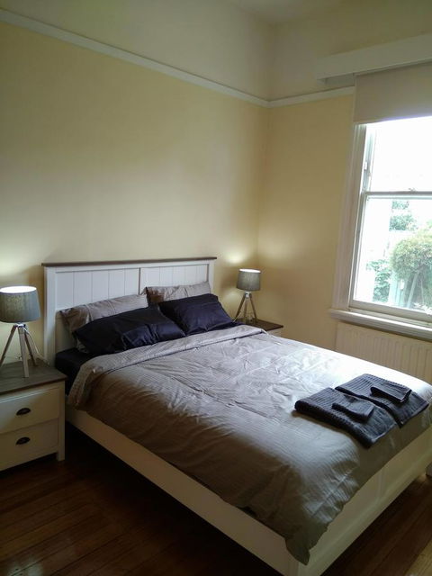 Riverbank Villa - Accommodation QLD 14