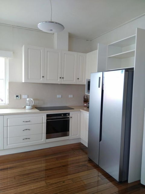 Riverbank Villa - Accommodation QLD 16