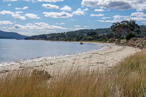 Sunset Bay Escape - Accommodation QLD 2