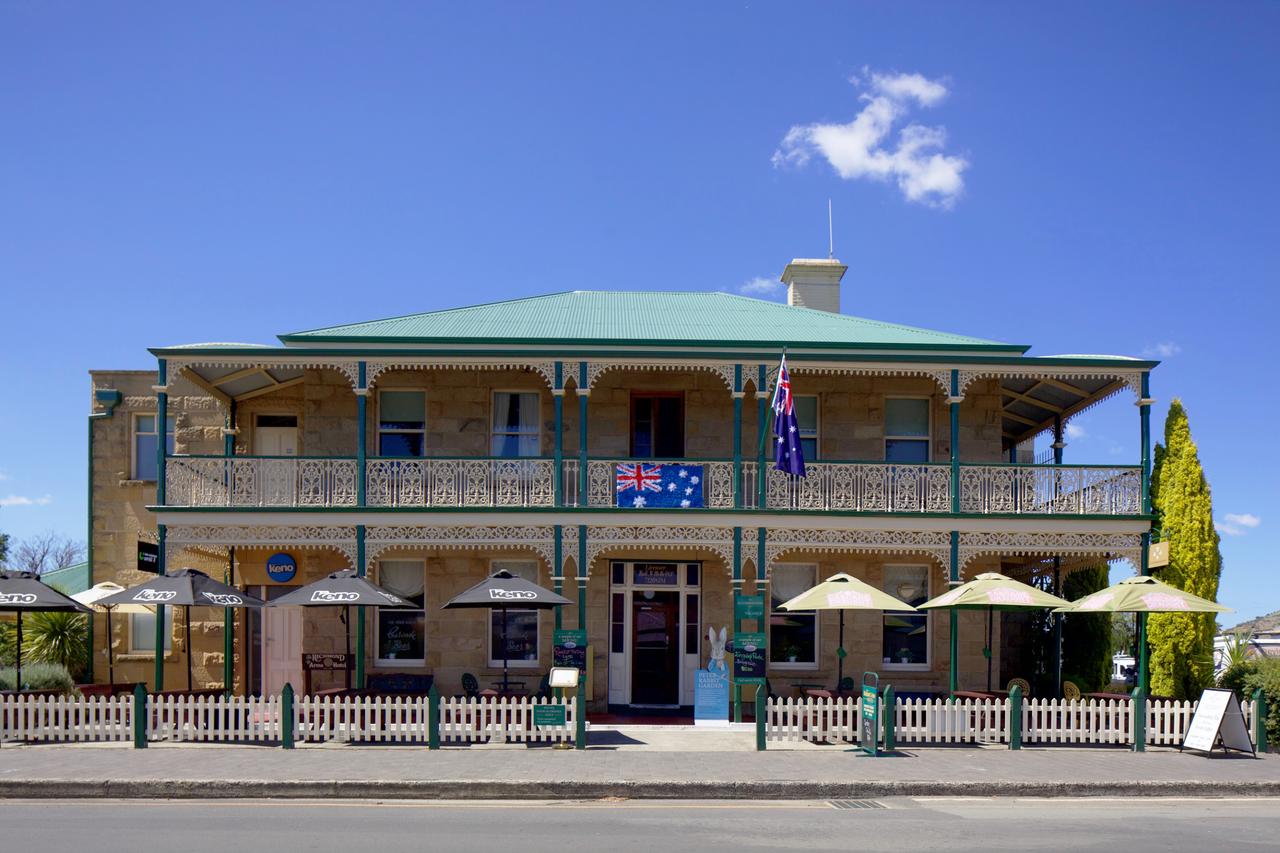 Dulcot ACT Accommodation QLD
