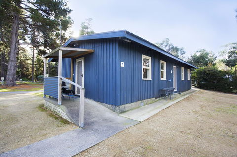 Seven Mile Beach Cabin And Caravan Park - Accommodation QLD 19