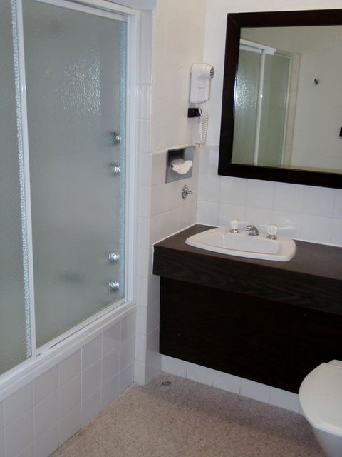 West Coaster Motel - Accommodation QLD 30