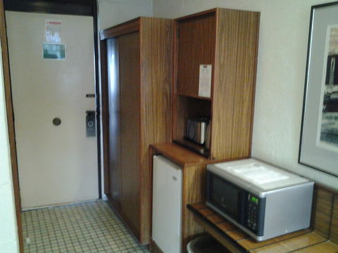 West Coaster Motel - Accommodation QLD 10