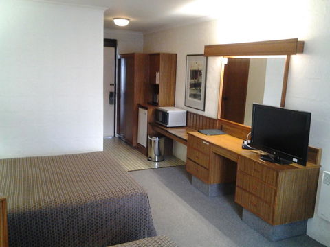 West Coaster Motel - Accommodation QLD 11