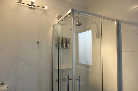 Kingston Beach-House Retreat - Accommodation QLD 5