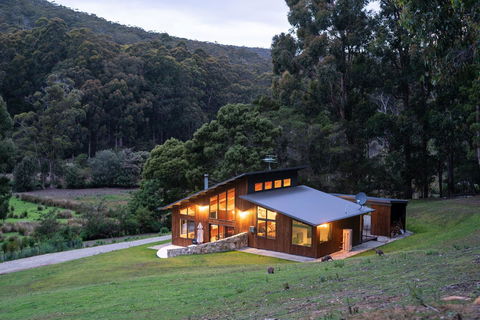 Adventure Bay Retreat Bruny Island - Accommodation QLD 2