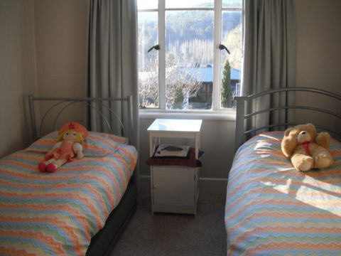 Maydena Chalet - Accommodation QLD 13