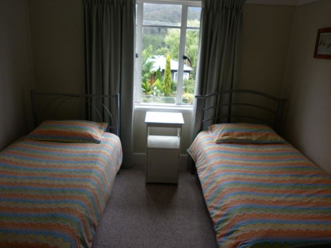 Maydena Chalet - Accommodation QLD 18