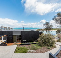 Cocktails with a View - Accommodation QLD