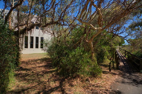 Amare Beachside Luxury - Accommodation QLD 23