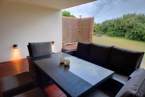Amare Beachside Luxury - Accommodation QLD 21