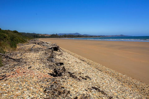 Amare Beachside Luxury - Accommodation QLD 25