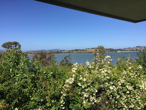 Garden By The Beach - Gateway To The East Coast, Close To Airport - Accommodation QLD 19