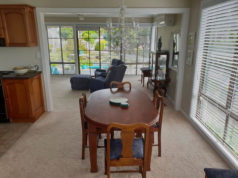 Garden By The Beach - Gateway To The East Coast, Close To Airport - Accommodation QLD 10