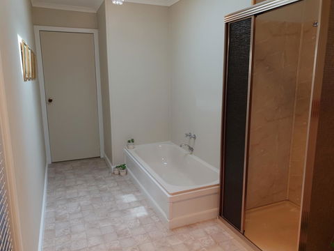Garden By The Beach - Gateway To The East Coast, Close To Airport - Accommodation QLD 12