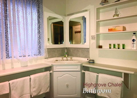 Highgrove - Accommodation QLD 8