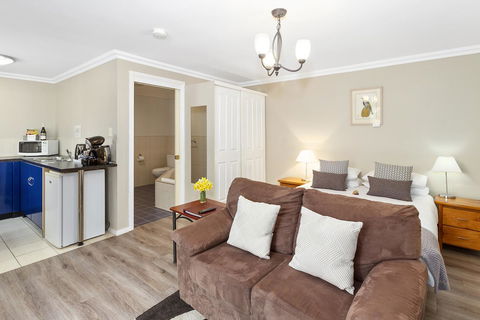 Oyster Cove Chalet - Accommodation QLD 5