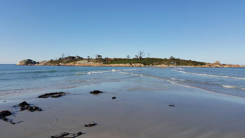 Suntrap Cove Bicheno - Accommodation QLD 3