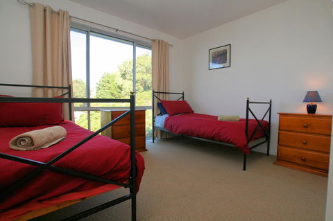 Suntrap Cove Bicheno - Accommodation QLD 17