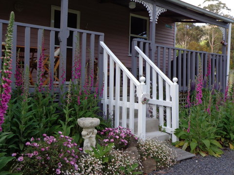 Post House Cottage - Accommodation QLD 2