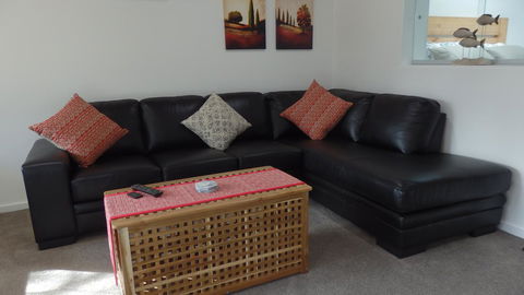 Karoola Cottage Self Contained - Accommodation QLD 4