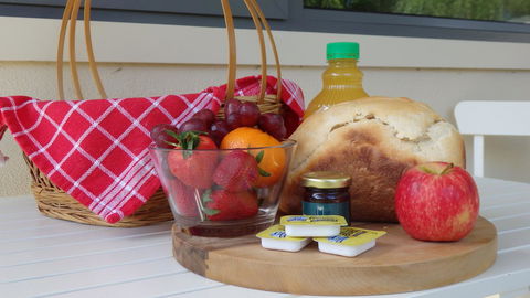 Karoola Cottage Self Contained - Accommodation QLD 22