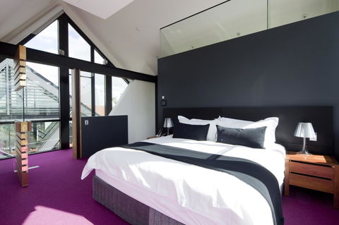 MONA Pavilions - Accommodation QLD 17