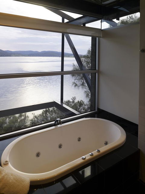 MONA Pavilions - Accommodation QLD 15