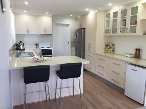 Swansea Beach House Oceanfront - Accommodation QLD 12