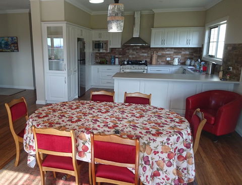 Mountain Blue Guest House - Accommodation QLD 20