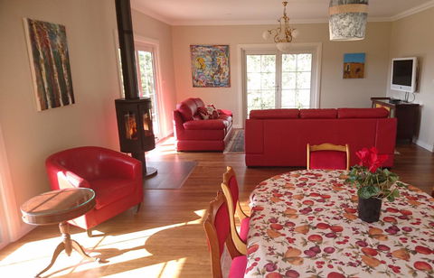 Mountain Blue Guest House - Accommodation QLD 10