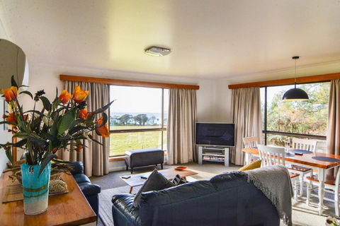 Beach Break Bicheno - Accommodation QLD 5