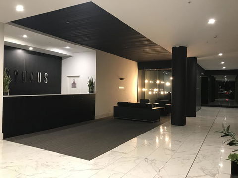 New Luxurious Skyview 2Bedroom Apartment Liverpool - Accommodation QLD 0