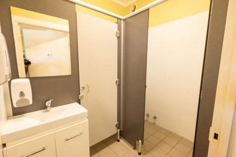 Newcastle Beach YHA - Accommodation QLD 3