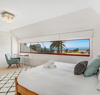 Newcastle Executive Homes - Oceanview Terrace - Accommodation QLD