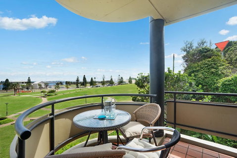 Newcastle Short Stay Apartments - Flagstaff Apartment - Accommodation QLD 0