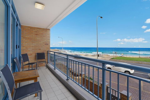 Newcastle Short Stay Apartments - Sandbar Newcastle Beach - Accommodation QLD 0