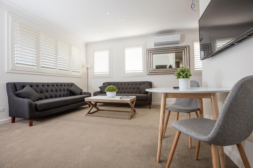Mount Clear VIC Accommodation QLD