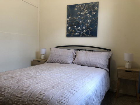 Newton Cottage - Accommodation QLD 3