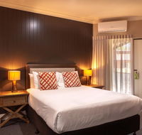 Nightcap at Archer Hotel