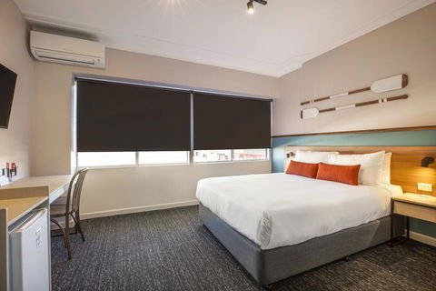 Nightcap At Ocean Beach Hotel - Accommodation QLD 0