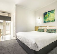 Nightcap at Skyways Hotel - Accommodation QLD
