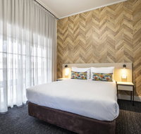 Nightcap at Sylvania Hotel - Accommodation QLD